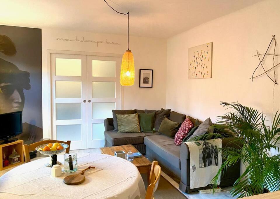 Appartement Chaleureux Entre Zola Et Proce. Nantes Exterior photo